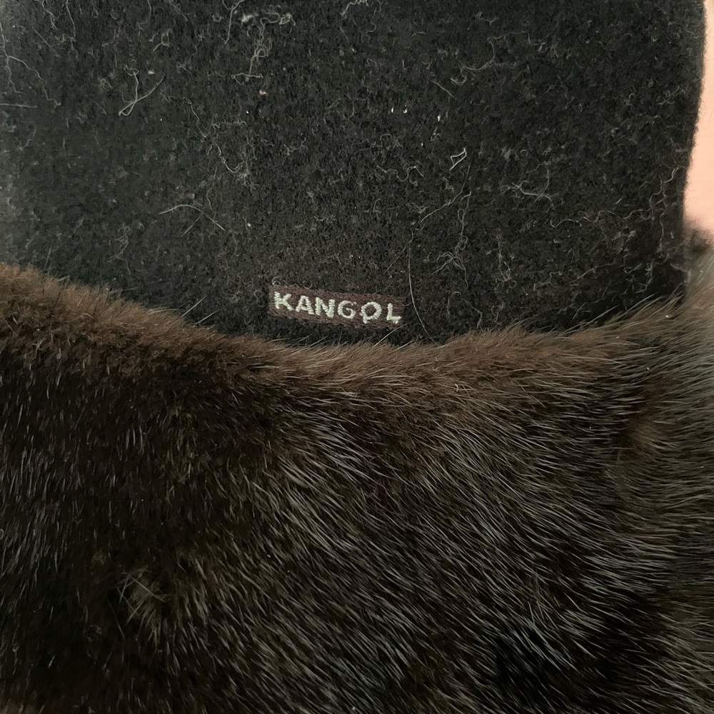 Kangol Black Faux Fur Hat 🎩